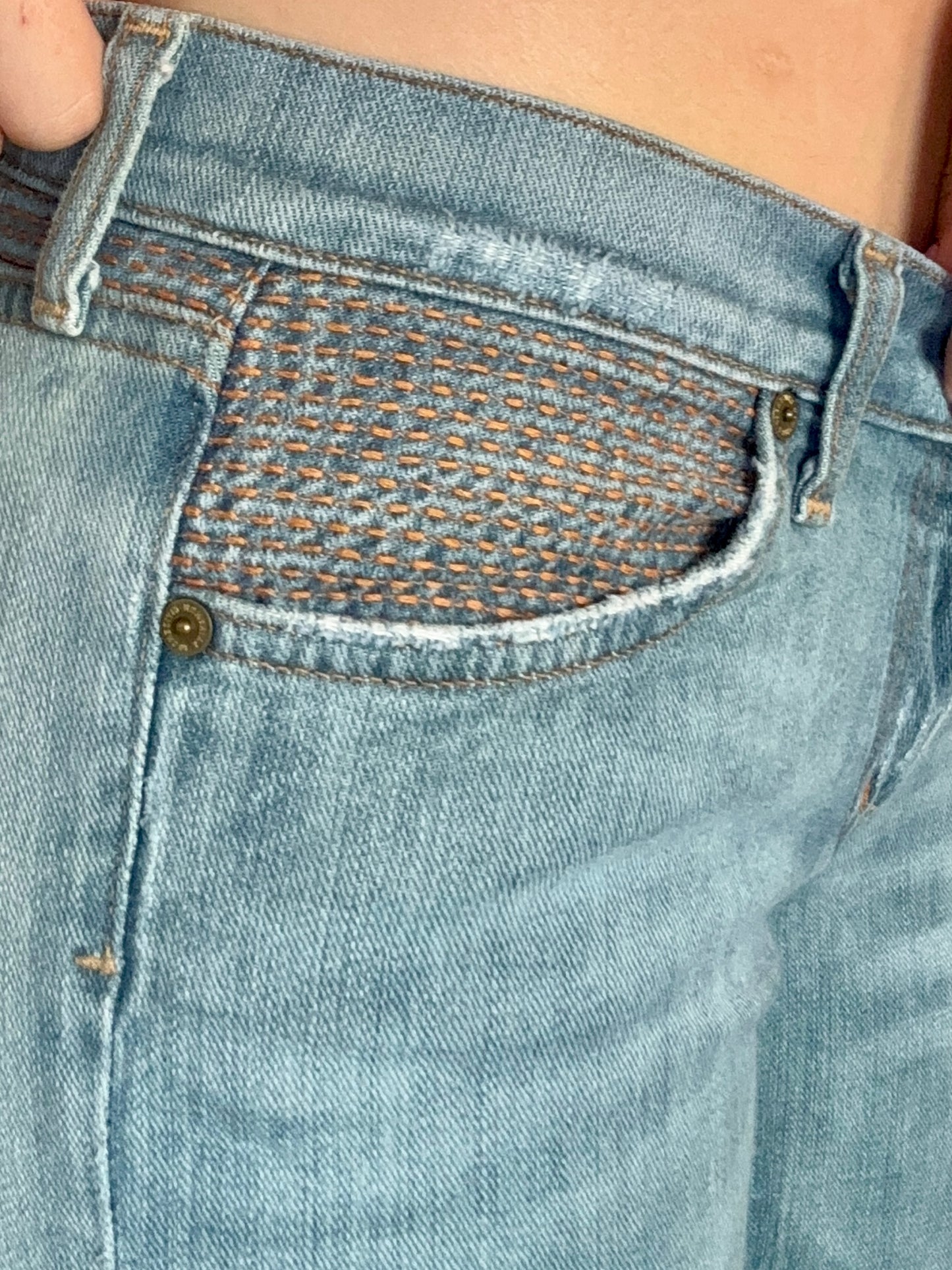 Jeans con diseño low-waisted