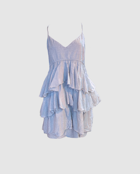 Vestido corto azul claro con ruffles