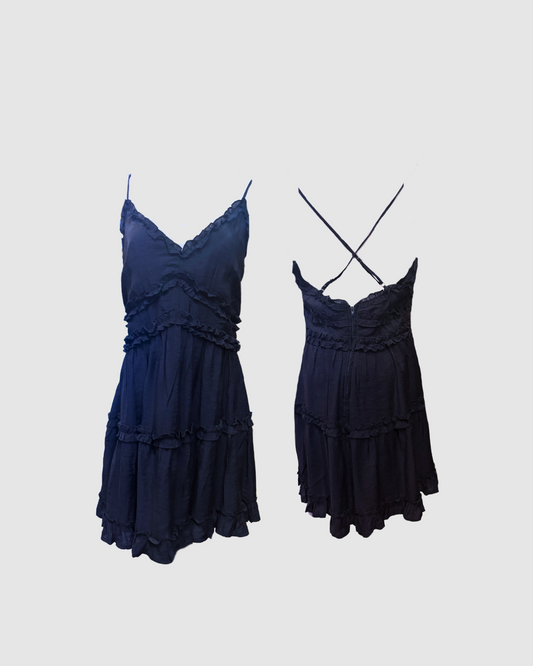 Vestido corto azul marino con ruffles