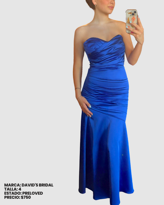 Vestido largo azul strapless