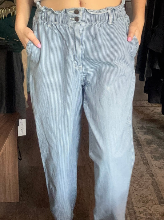 Jeans con pin stripes